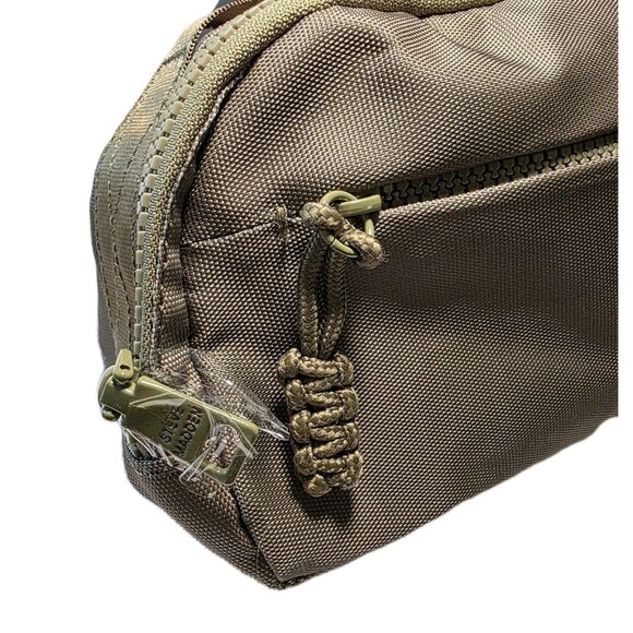 Steve Madden Army Green Fanny Pack Waist Bag Adjustable Crossbody Zippered NEW - Picture 3 of 13